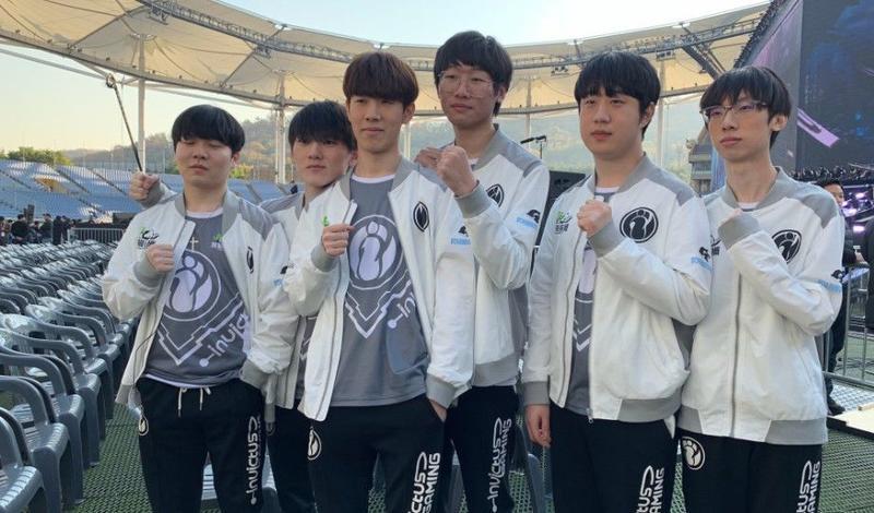 无数球迷为 无数球迷为