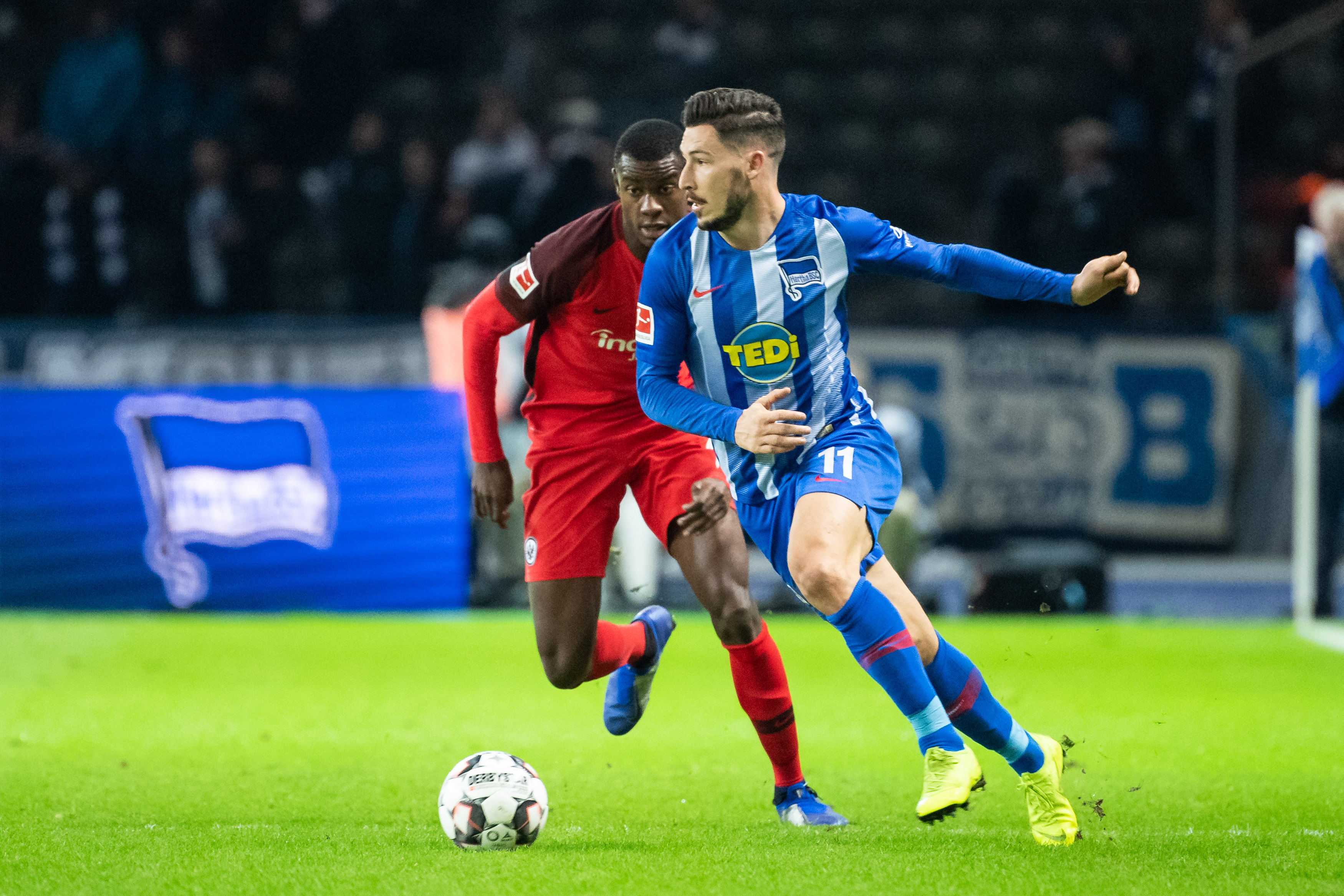 娅与乌争卫 娅与乌争卫