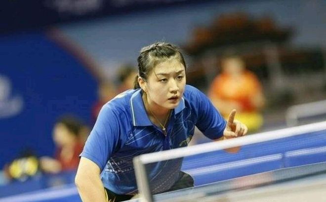 她获得了包 她获得了包