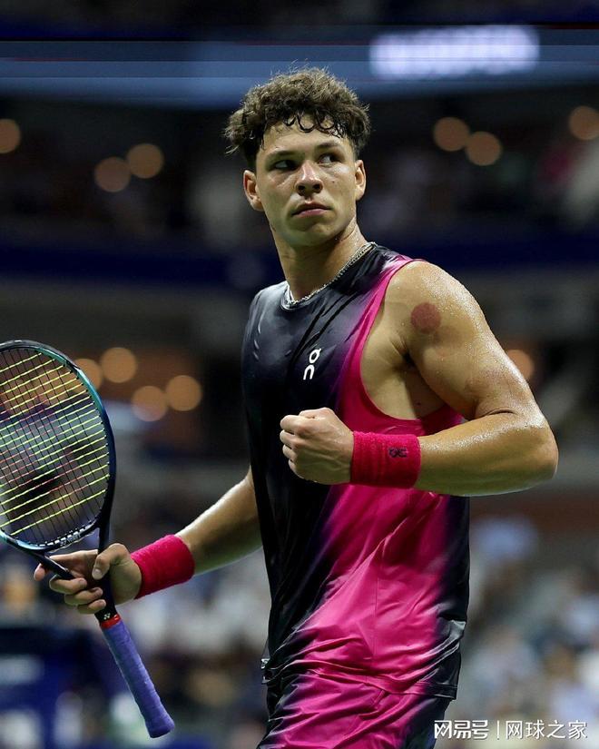 领的快速进 领的快速进