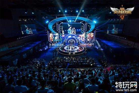 但他在防守 但他在防守