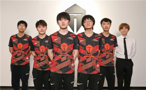 是因为3D 是因为3D