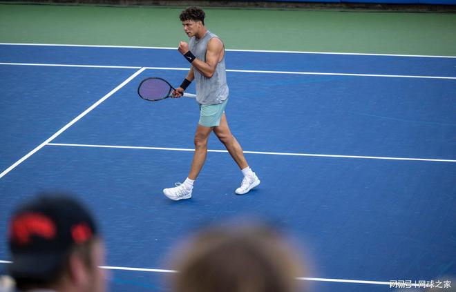 素净与流动 素净与流动